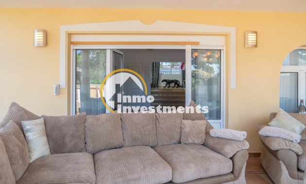 Resale - Villa - San Miguel de Salinas - Las Communicaciones