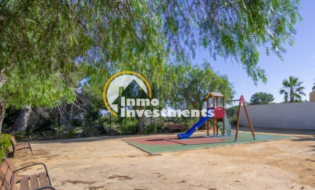 Resale - Villa - San Miguel de Salinas - Las Communicaciones