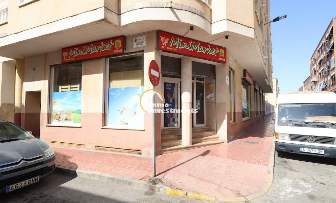 Resale - Commercial - Torrevieja - Estacion de autobuses