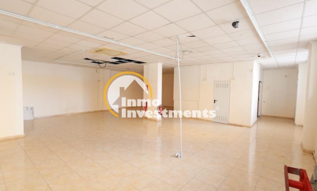 Resale - Commercial - Torrevieja - Estacion de autobuses