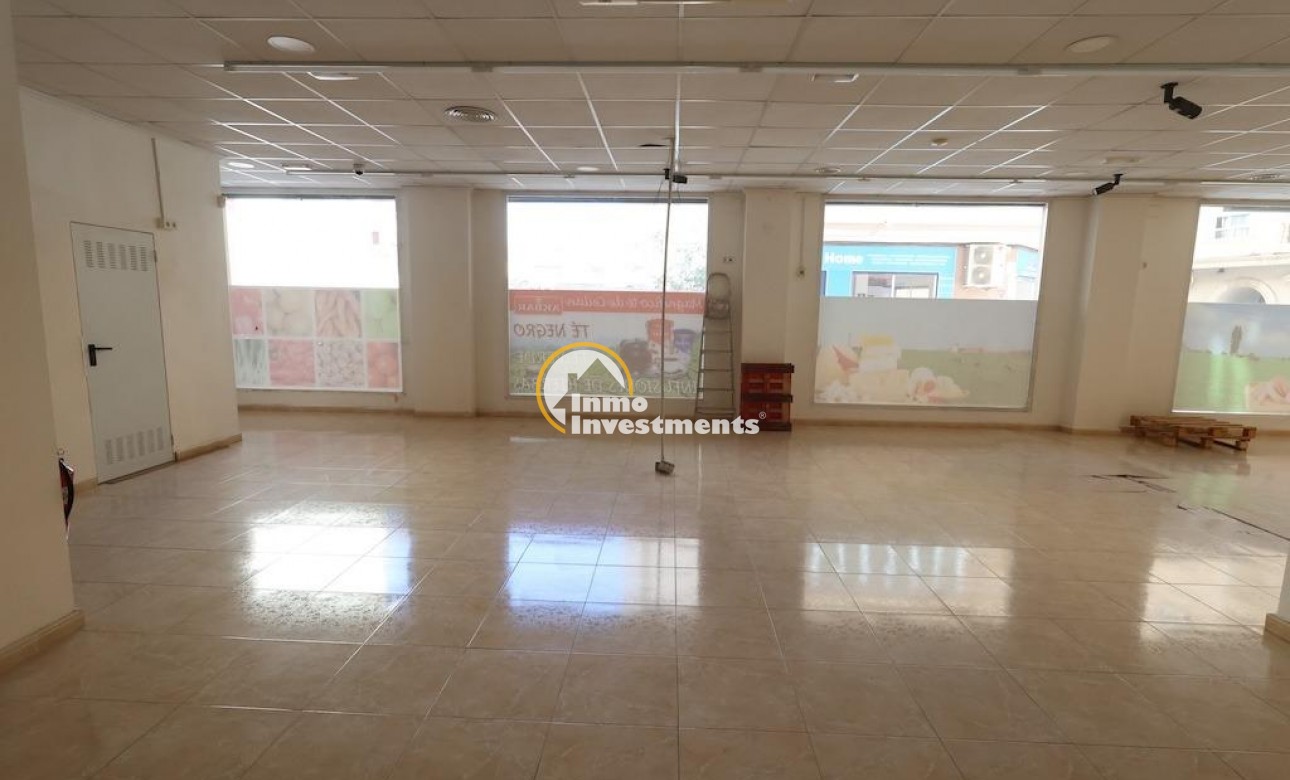Resale - Commercial - Torrevieja - Estacion de autobuses