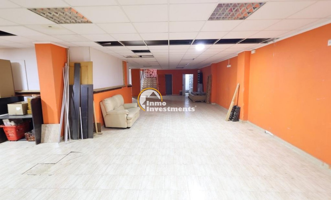 Resale - Commercial - Torrevieja - Estacion de autobuses