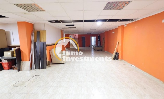 Resale - Commercial - Torrevieja - Estacion de autobuses