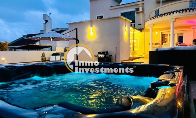 Resale - Villa - San Miguel de Salinas - Las Communicaciones