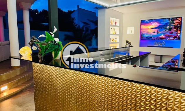 Resale - Villa - San Miguel de Salinas - Las Communicaciones