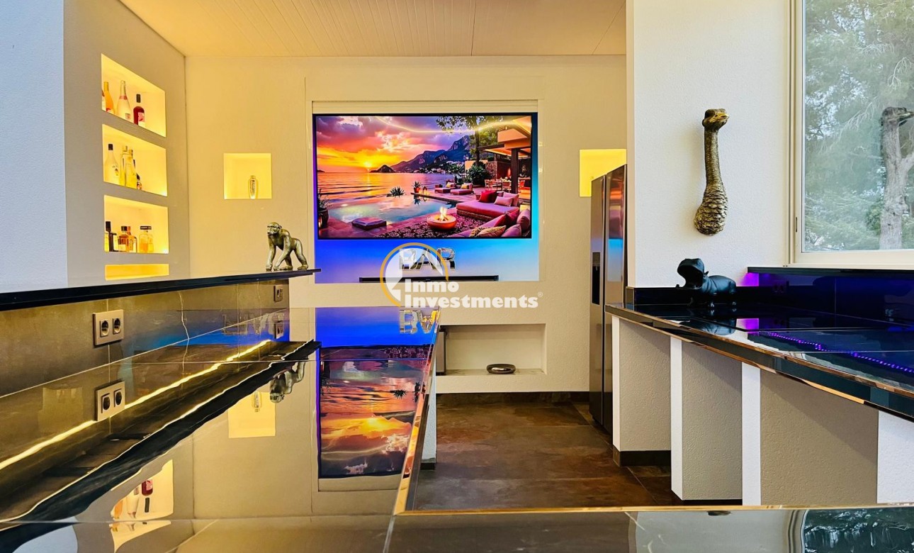 Resale - Villa - San Miguel de Salinas - Las Communicaciones