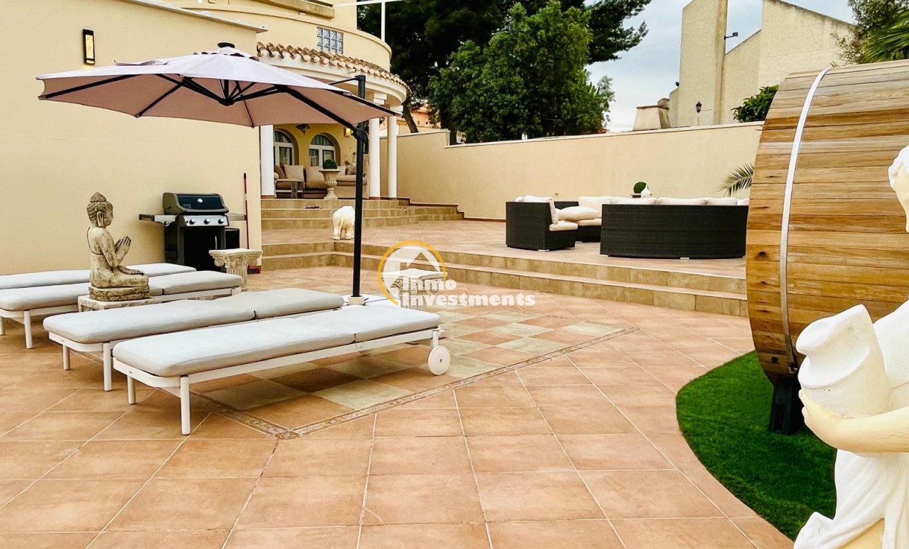 Resale - Villa - San Miguel de Salinas - Las Communicaciones