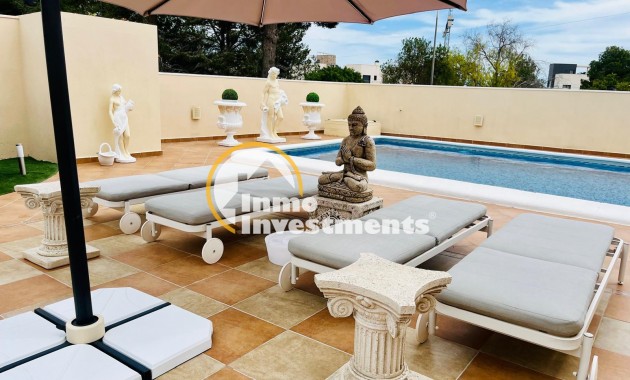 Resale - Villa - San Miguel de Salinas - Las Communicaciones