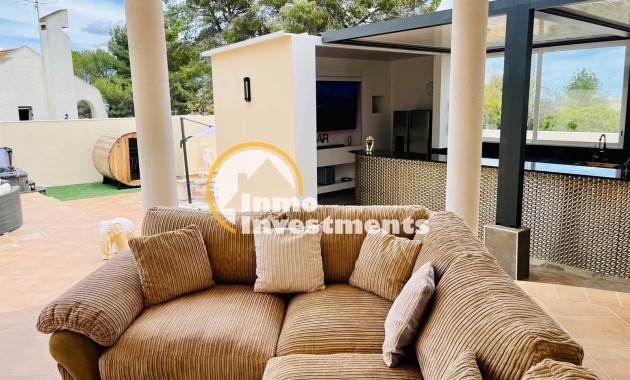 Resale - Villa - San Miguel de Salinas - Las Communicaciones