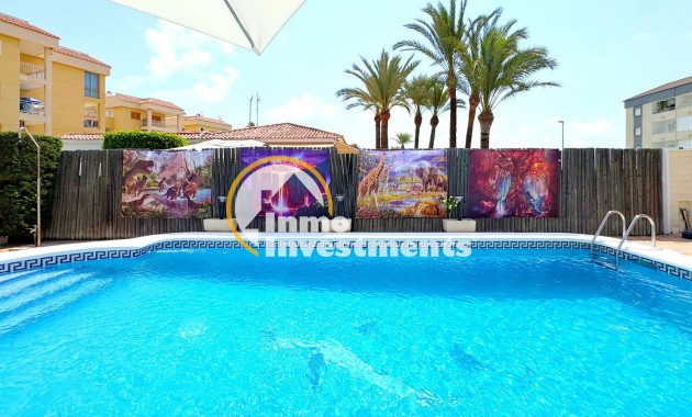 Reventa - Chalet independiente - Torrevieja