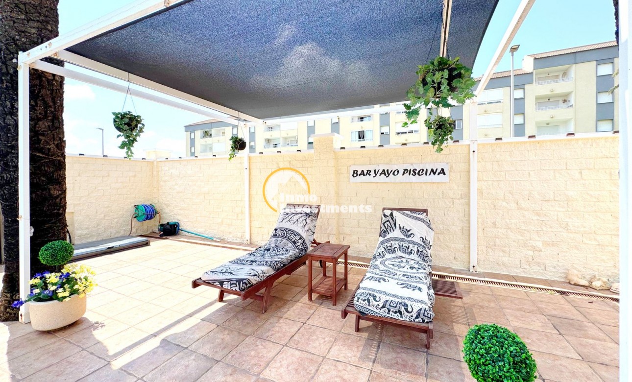 Reventa - Chalet independiente - Torrevieja