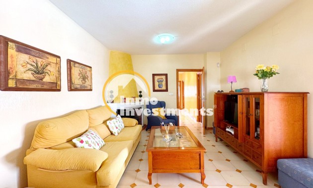 Reventa - Chalet independiente - Torrevieja