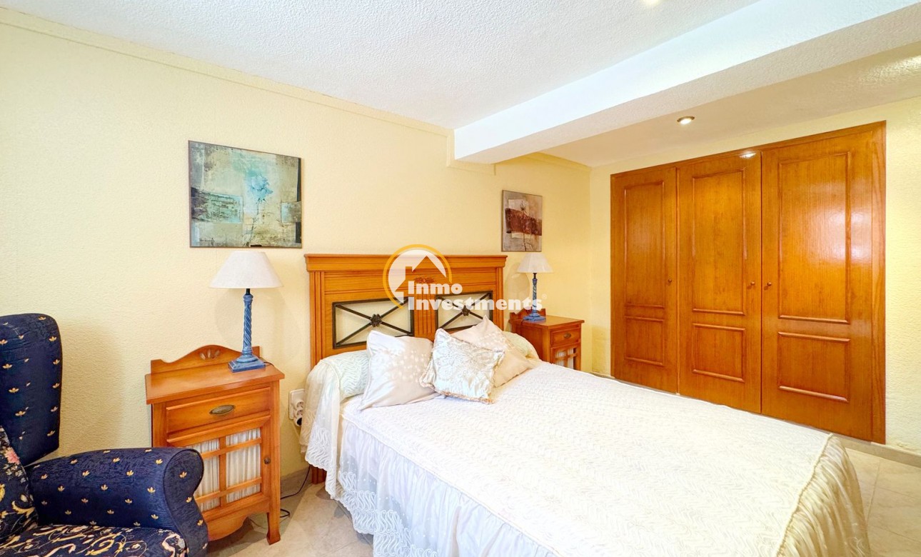 Reventa - Chalet independiente - Torrevieja