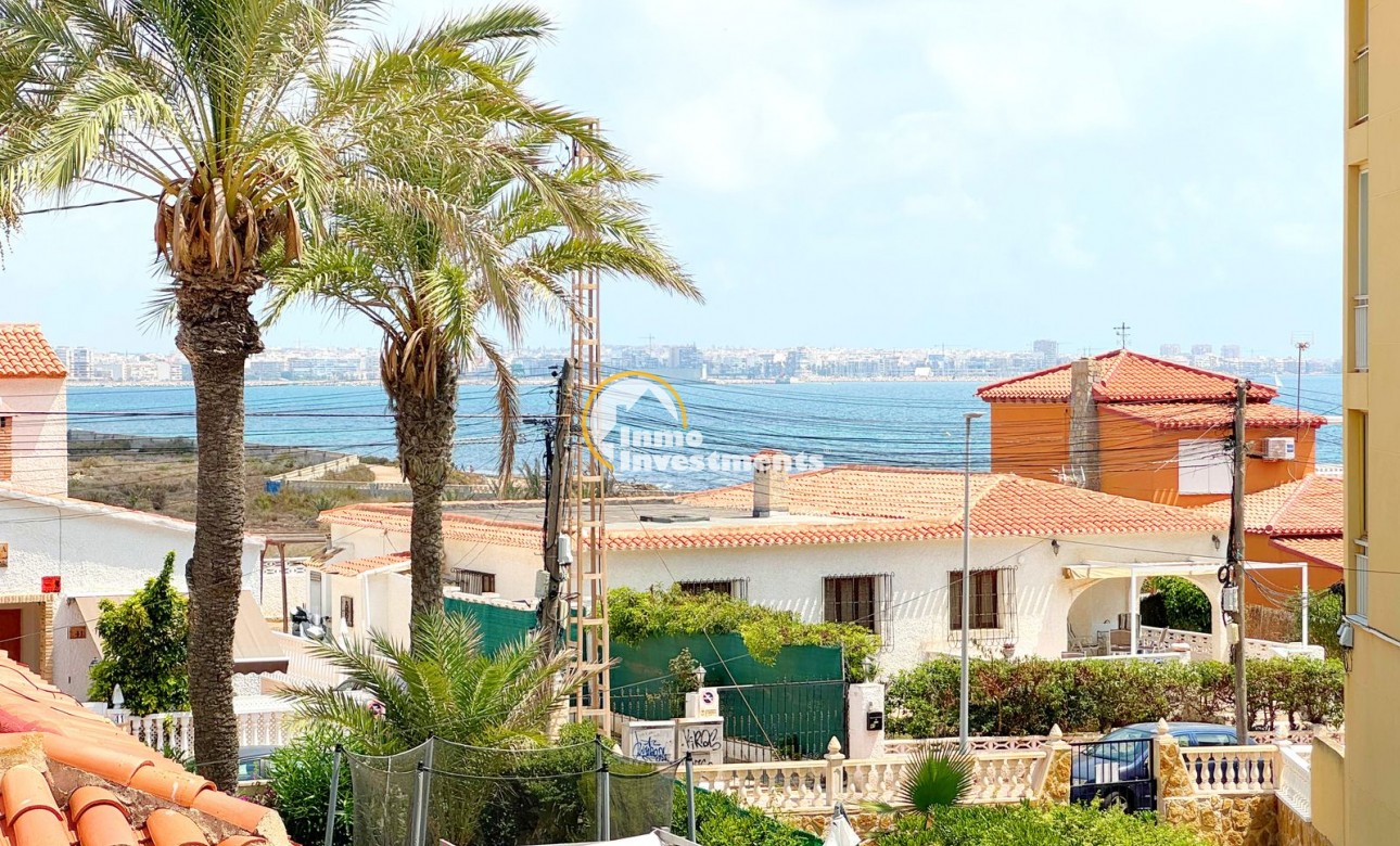Reventa - Chalet independiente - Torrevieja