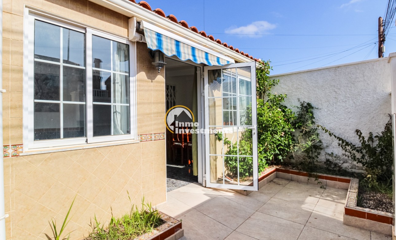 Resale - Bungalow - Torrevieja - El Chaparral