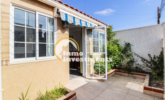 Resale - Bungalow - Torrevieja - El Chaparral