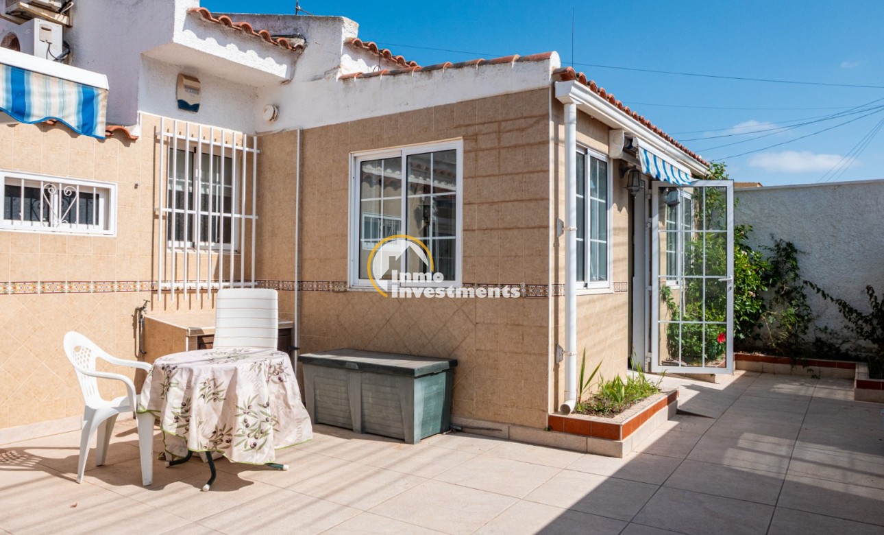 Resale - Bungalow - Torrevieja - El Chaparral
