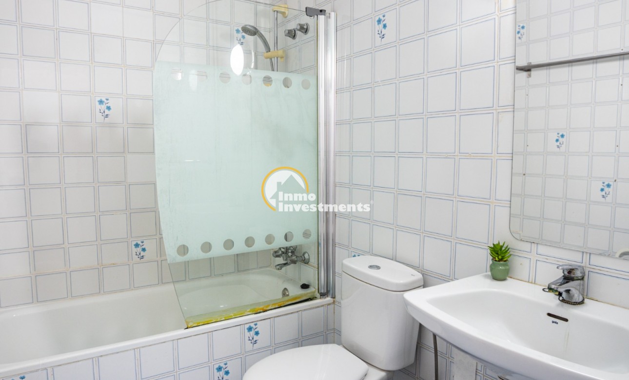 Resale - Bungalow - Torrevieja - El Chaparral