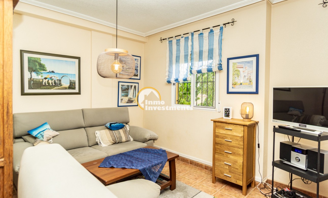 Bestaande bouw - Half vrijstaande villa - Punta Prima - La Campana