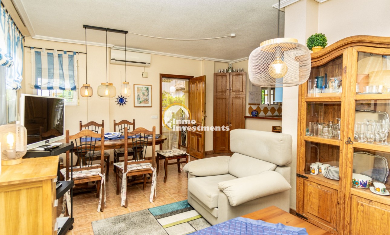 Bestaande bouw - Half vrijstaande villa - Punta Prima - La Campana