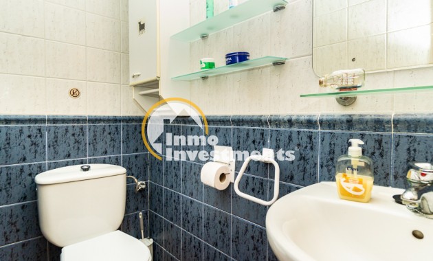 Bestaande bouw - Half vrijstaande villa - Punta Prima - La Campana