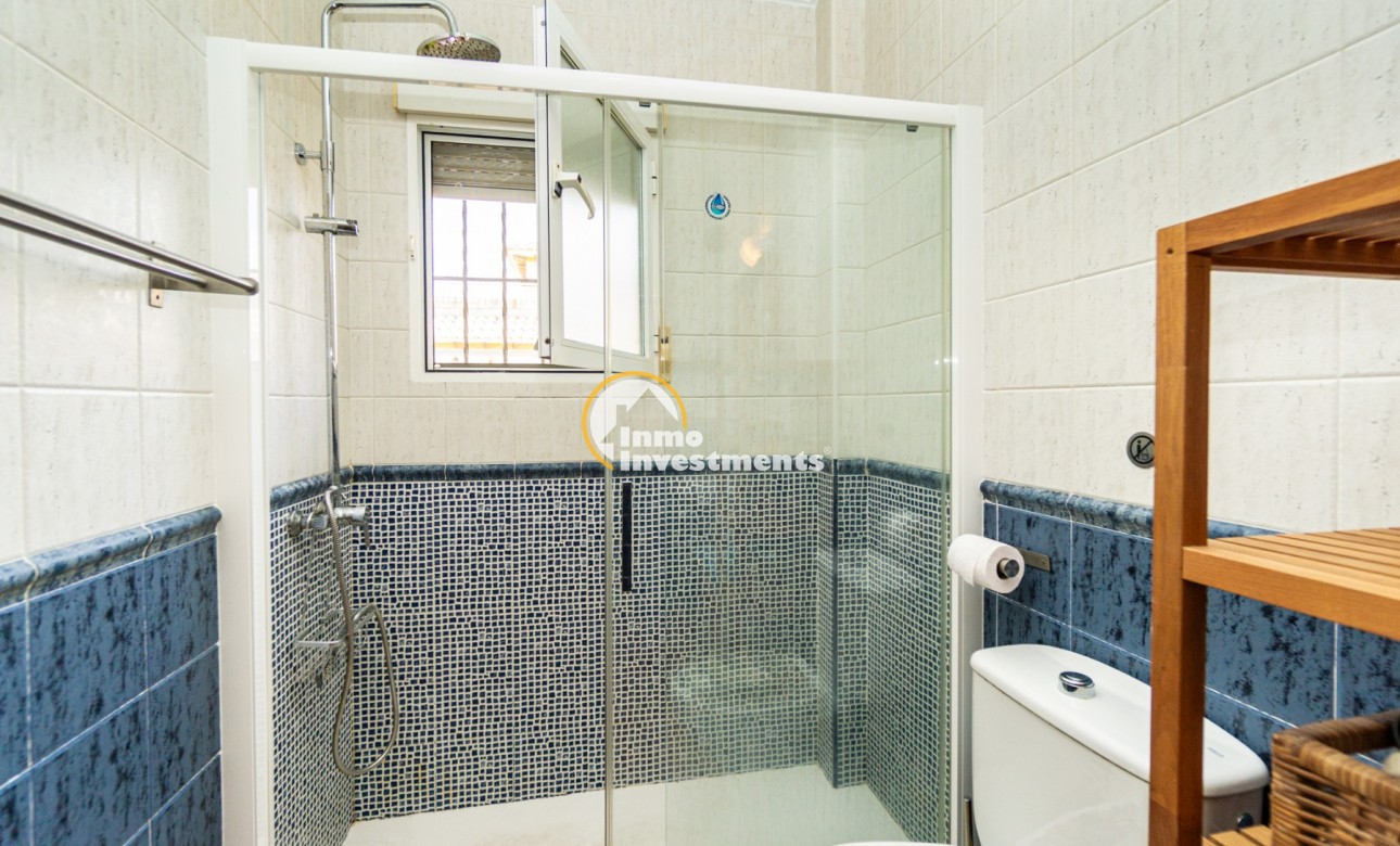 Bestaande bouw - Half vrijstaande villa - Punta Prima - La Campana