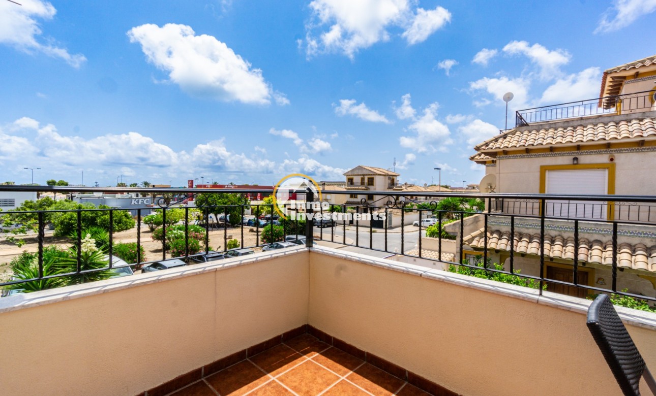 Bestaande bouw - Half vrijstaande villa - Punta Prima - La Campana