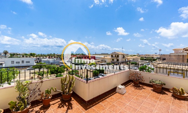 Bestaande bouw - Half vrijstaande villa - Punta Prima - La Campana