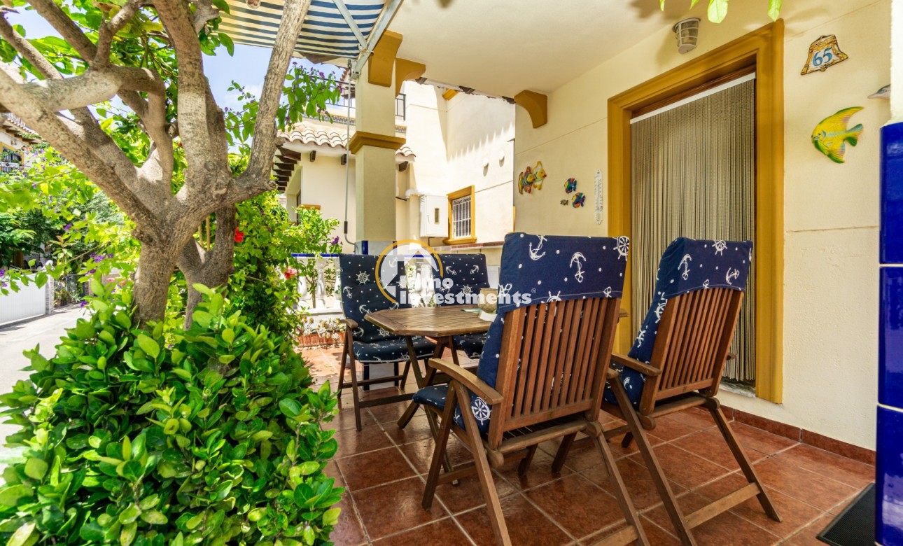 Bestaande bouw - Half vrijstaande villa - Punta Prima - La Campana