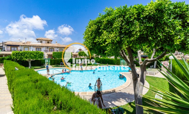 Bestaande bouw - Half vrijstaande villa - Punta Prima - La Campana