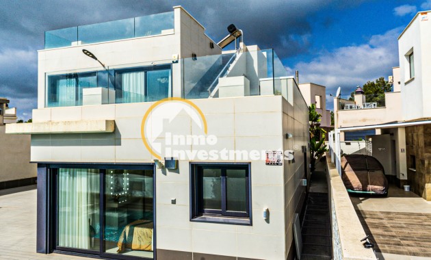 Resale - Villa - San Miguel de Salinas - Las Communicaciones