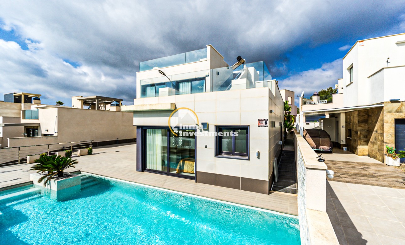 Resale - Villa - San Miguel de Salinas - Las Communicaciones