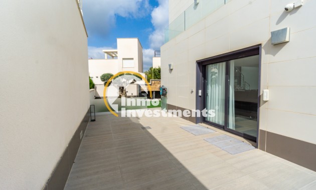 Resale - Villa - San Miguel de Salinas - Las Communicaciones