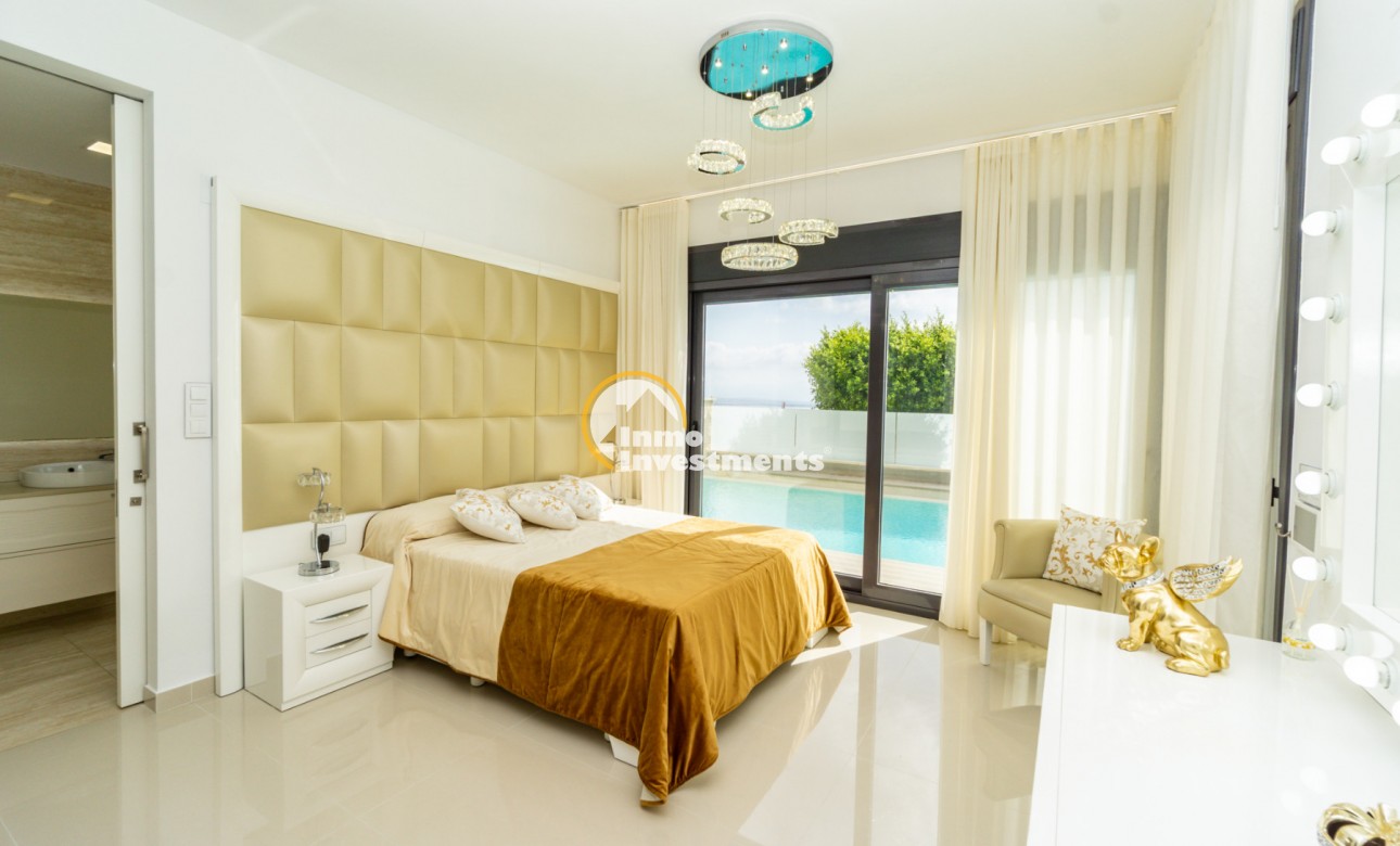 Resale - Villa - San Miguel de Salinas - Las Communicaciones