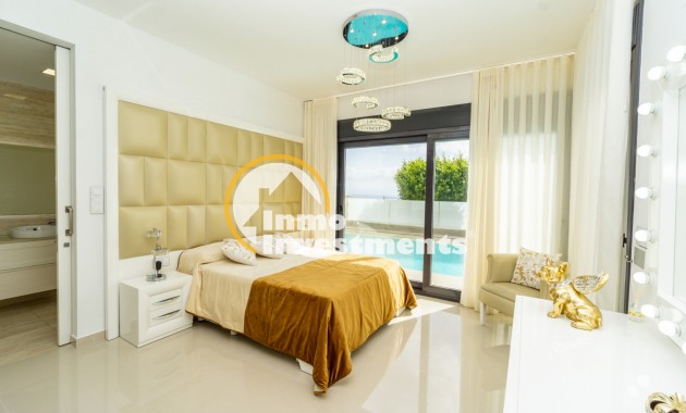 Resale - Villa - San Miguel de Salinas - Las Communicaciones