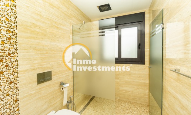 Resale - Villa - San Miguel de Salinas - Las Communicaciones