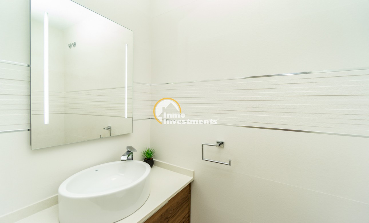 Resale - Villa - San Miguel de Salinas - Las Communicaciones