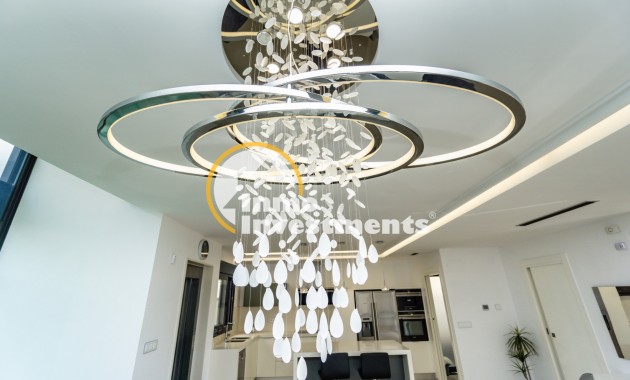 Resale - Villa - San Miguel de Salinas - Las Communicaciones