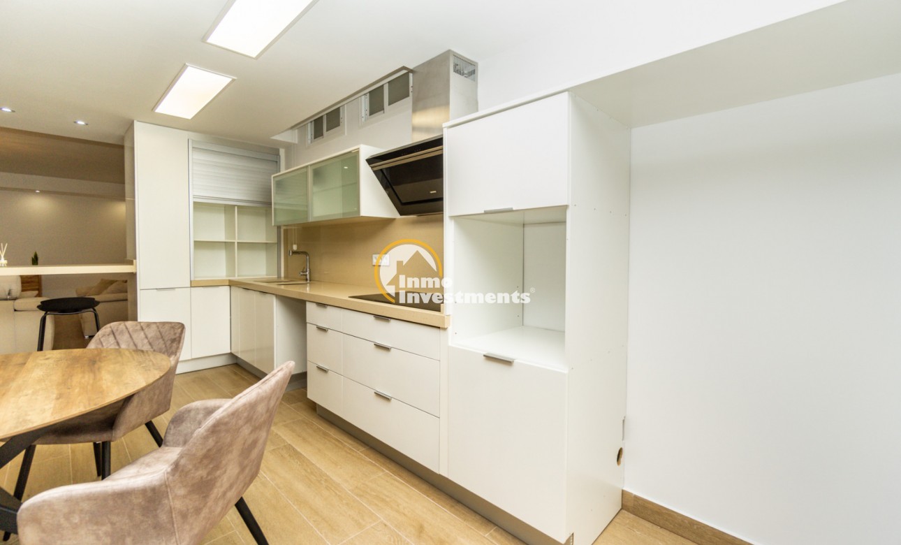 Resale - Villa - San Miguel de Salinas - Las Communicaciones