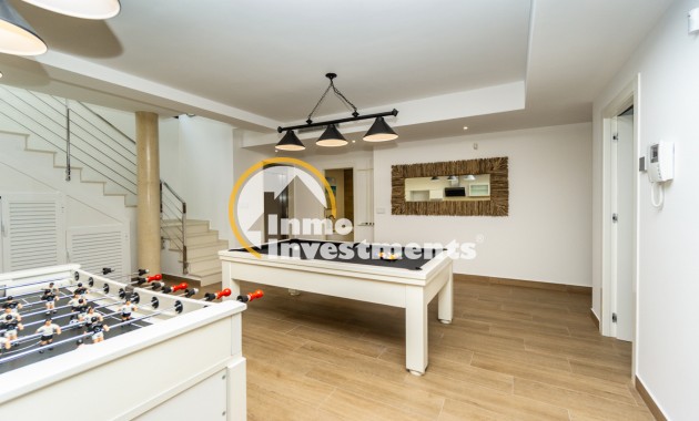 Resale - Villa - San Miguel de Salinas - Las Communicaciones