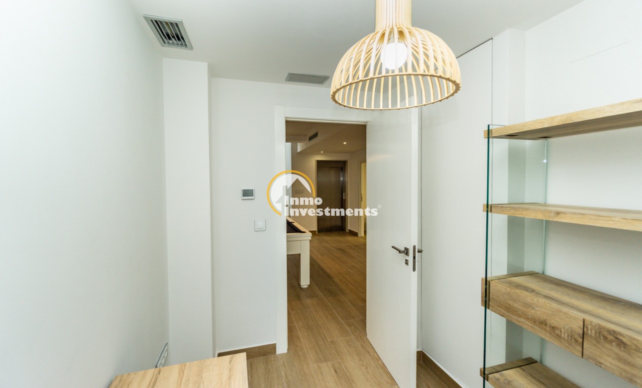 Resale - Villa - San Miguel de Salinas - Las Communicaciones