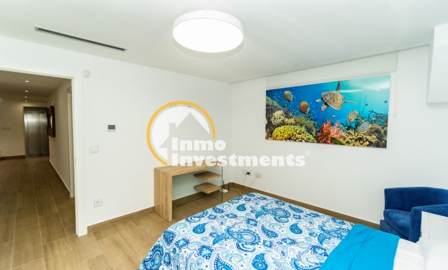 Resale - Villa - San Miguel de Salinas - Las Communicaciones