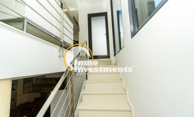 Resale - Villa - San Miguel de Salinas - Las Communicaciones