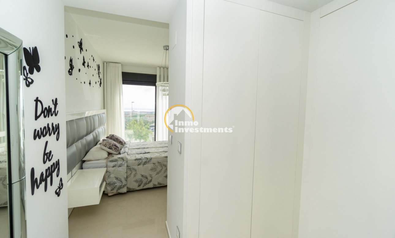 Resale - Villa - San Miguel de Salinas - Las Communicaciones