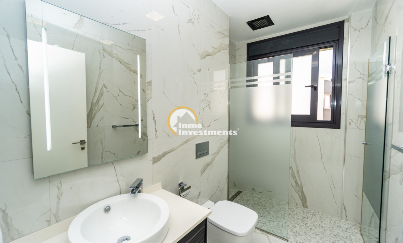 Resale - Villa - San Miguel de Salinas - Las Communicaciones