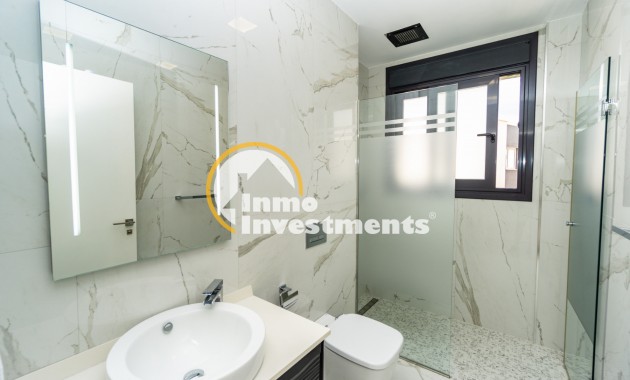 Resale - Villa - San Miguel de Salinas - Las Communicaciones