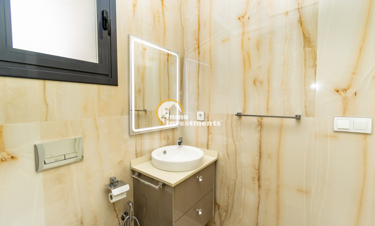 Resale - Villa - San Miguel de Salinas - Las Communicaciones