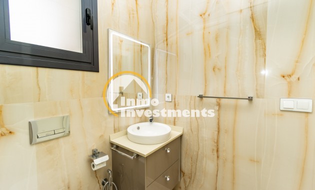 Resale - Villa - San Miguel de Salinas - Las Communicaciones