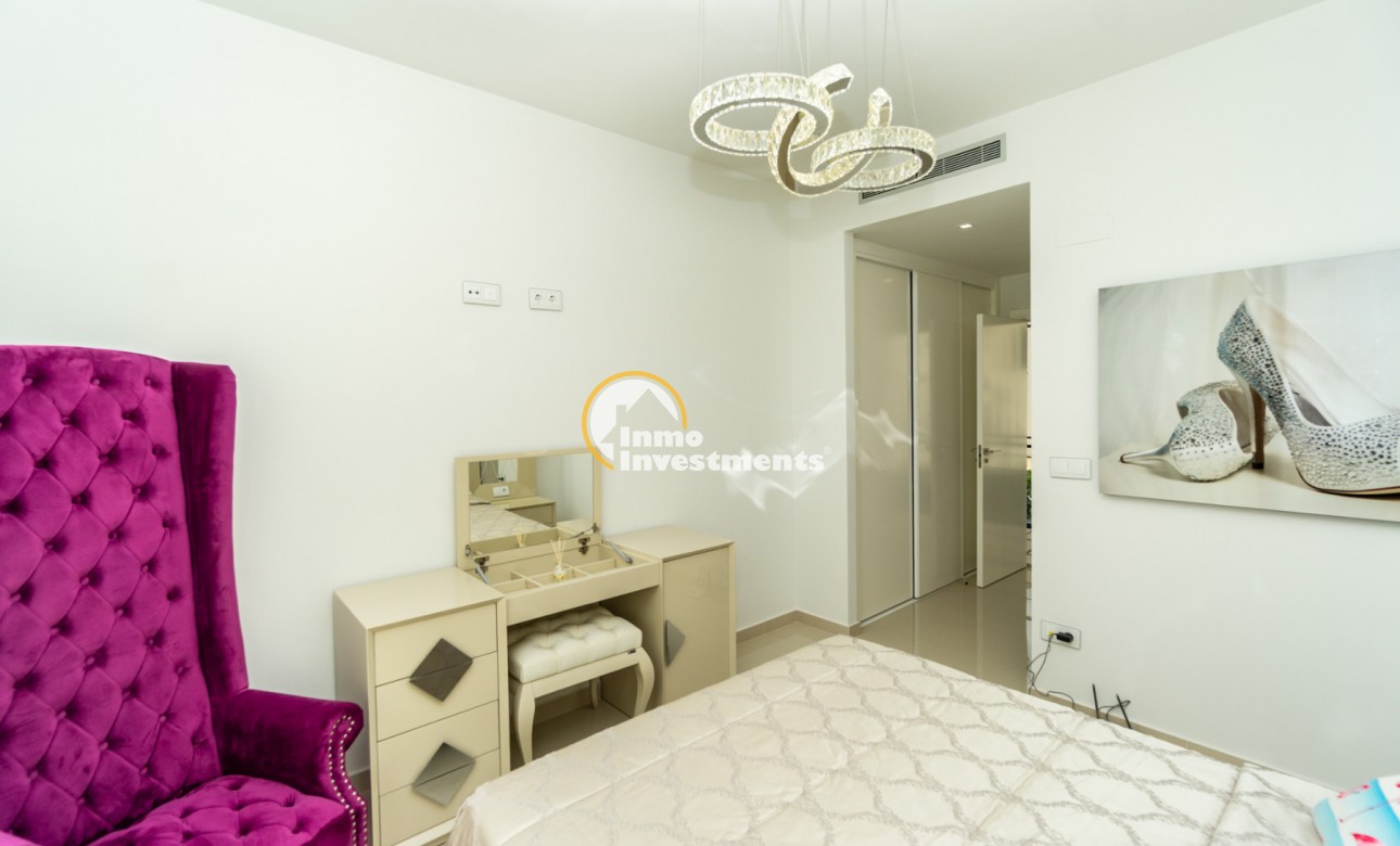 Resale - Villa - San Miguel de Salinas - Las Communicaciones