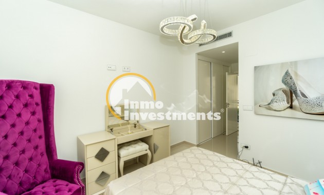 Resale - Villa - San Miguel de Salinas - Las Communicaciones